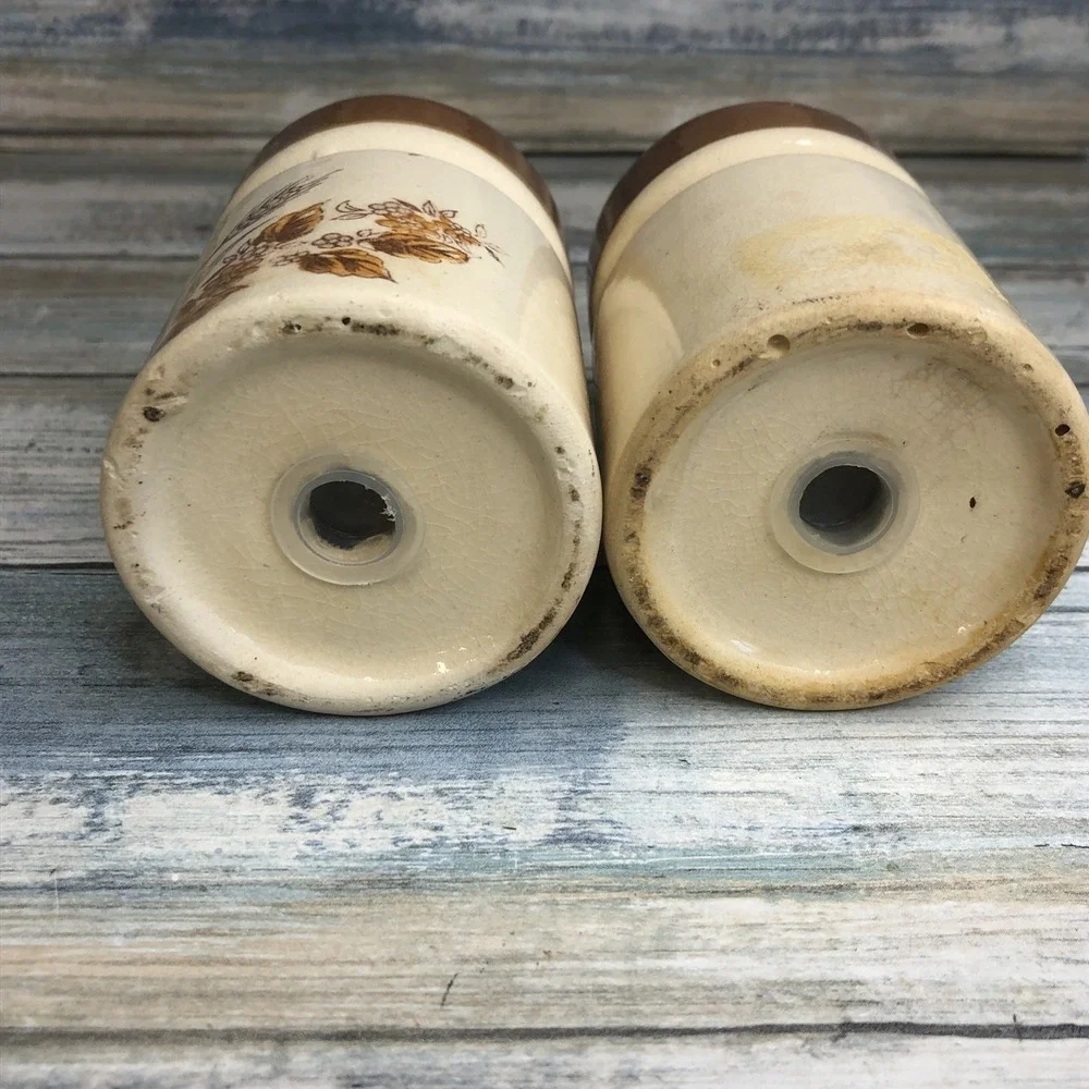 Vintage Table Tops Lovely  Ceramic Wheat Pattern Salt & Pepper Shakers